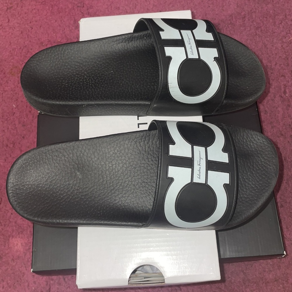 Ferragamo Slides - Picture 3 of 6
